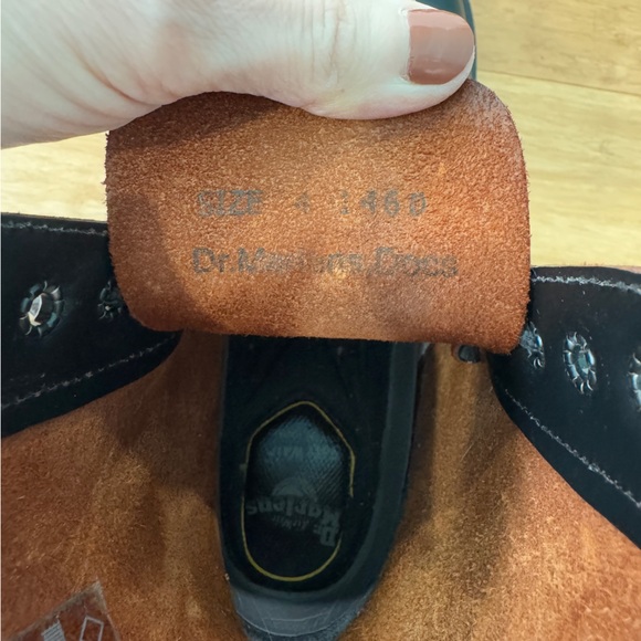 Dr. Martens 1460 MADE IN ENGLAND LACE-UP BOOTS - Picture 7 of 11